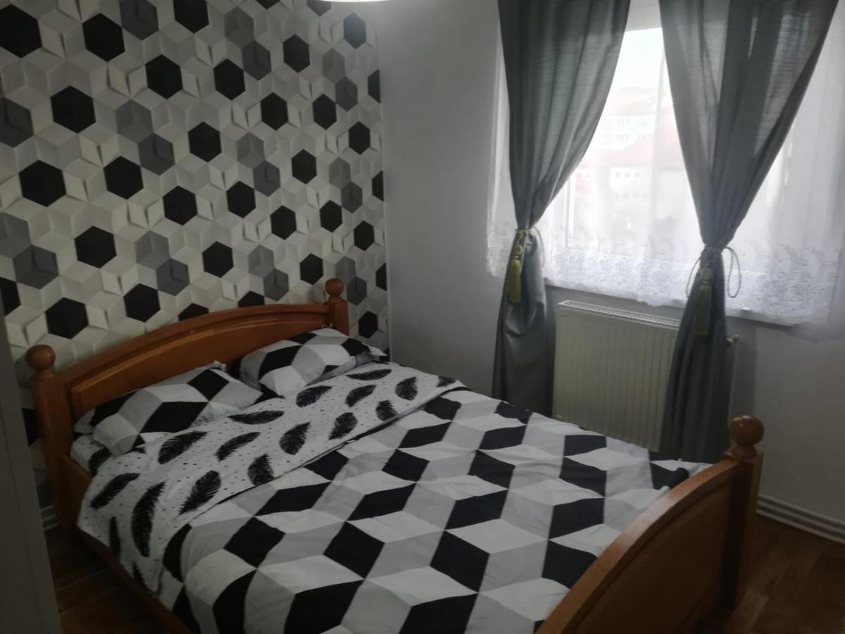Apartament Erik Apartment ซีบิว ภายนอก รูปภาพ